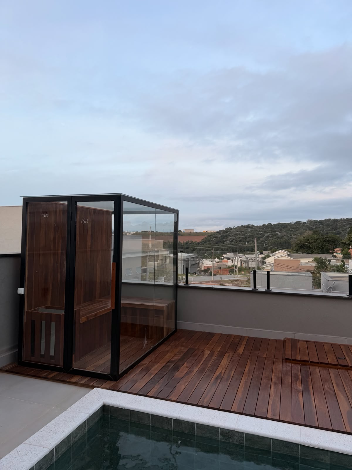 Cabine híbrida Lux Saunas 15