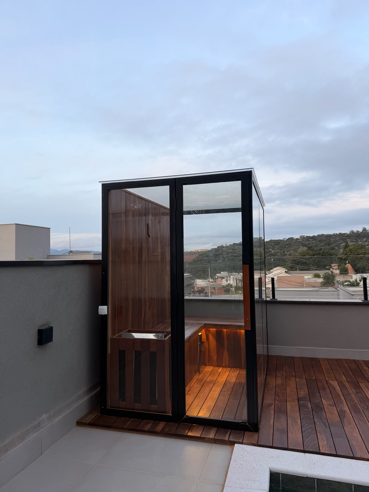 Cabine híbrida Lux Saunas 22