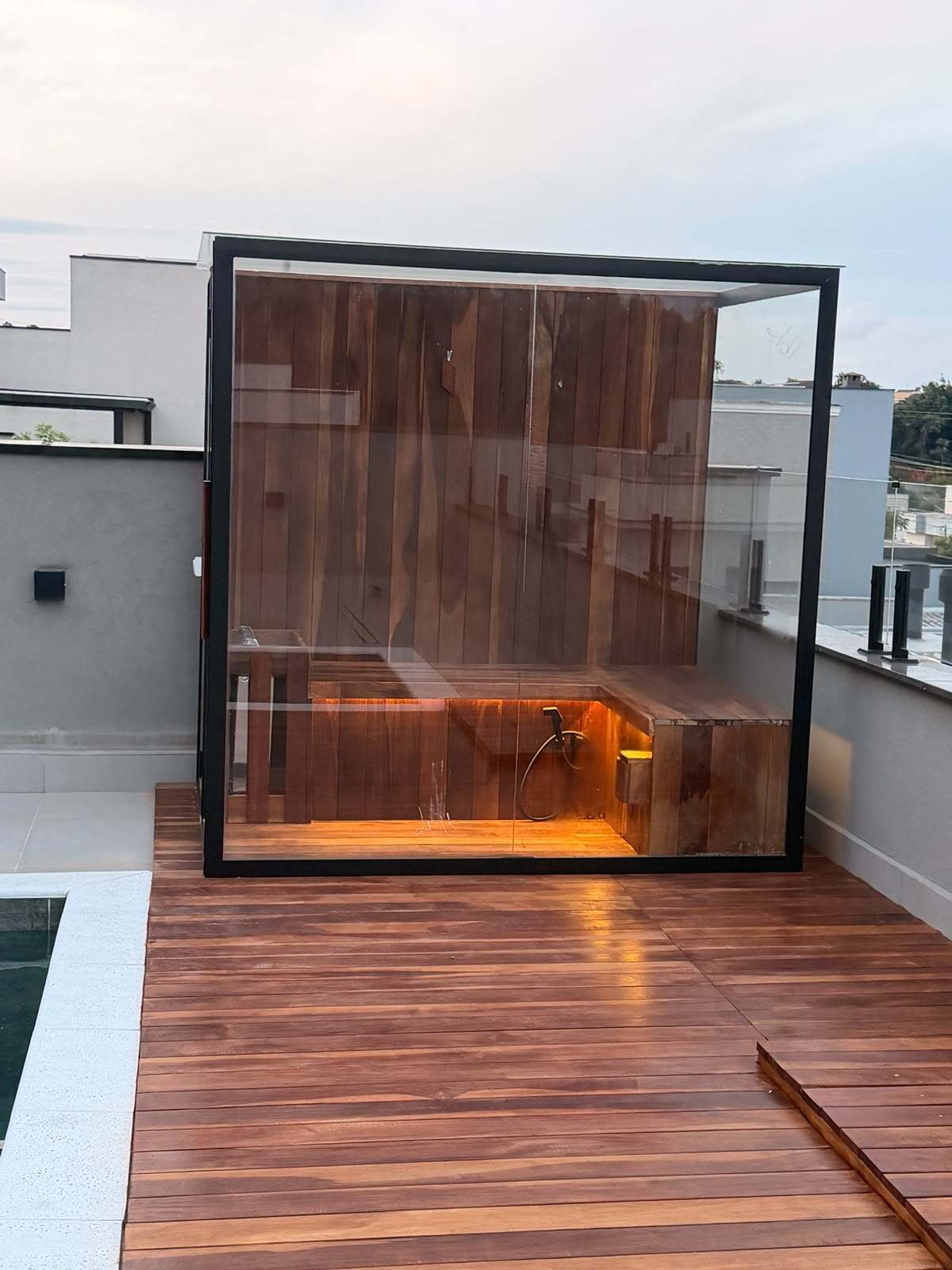 Cabine híbrida Lux Saunas 13