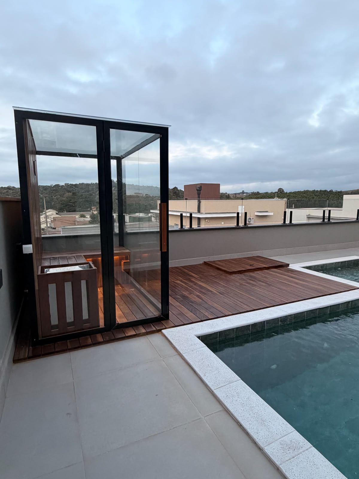 Cabine híbrida Lux Saunas 9